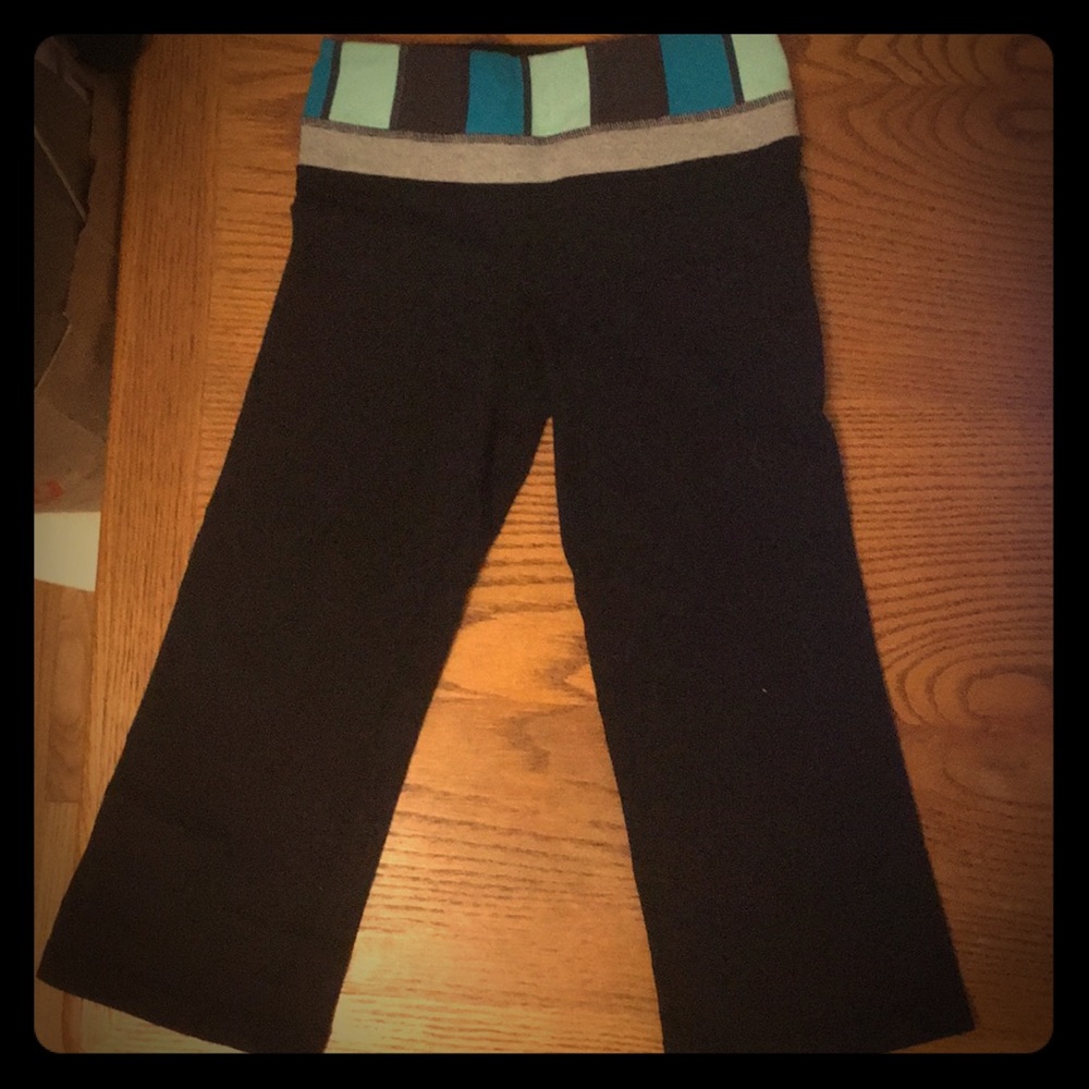 Lululemon Athletics Cropped Leggings